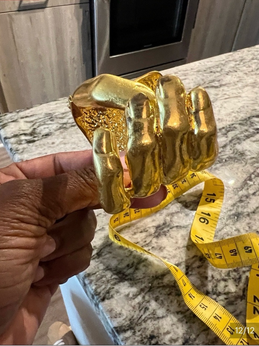 VINTAGE Gold Tone Sculpture Cuff Bracelet ‼️SHOW STOPPING ‼️ - Picture 13 of 13